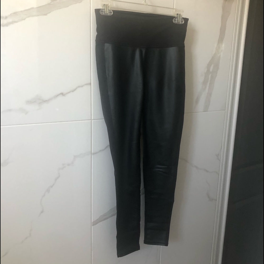 Athleta leggings